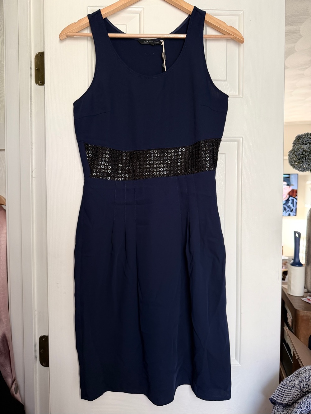 Armani Exchange. NWOT Navy Sleeveless Sequin-Waist Dress. Sz 4